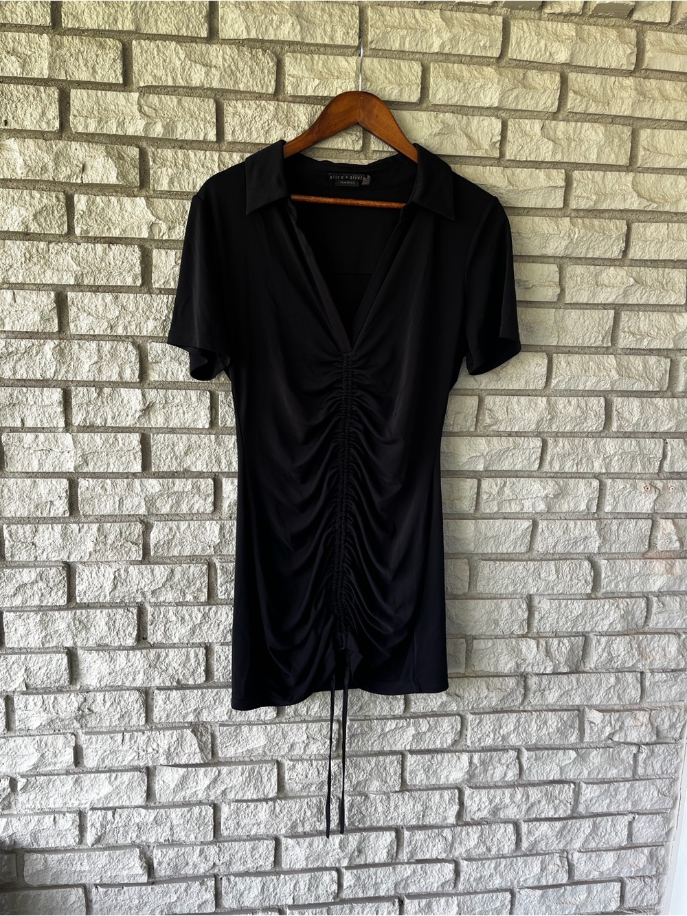 Alice + Olivia Black V-Neck Marsha Rucched Polo Tee Dress Size Large - Picture 2 of 6